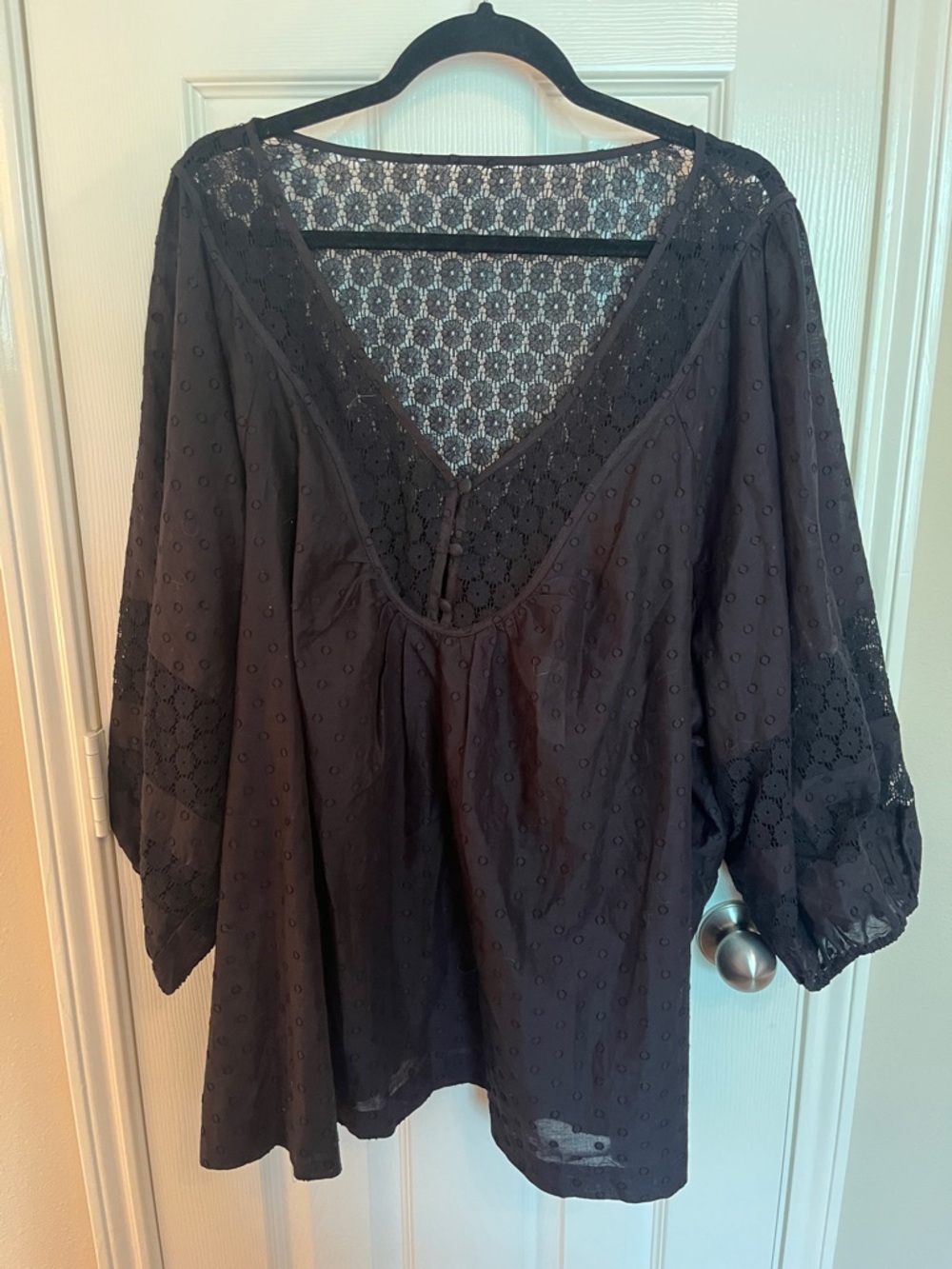 NWT Torrid Lace Polka Dot Blouse